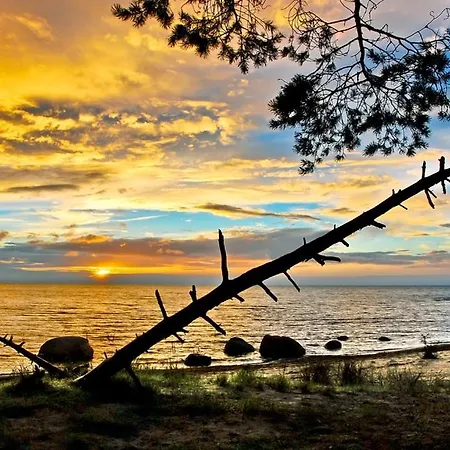 Sunset With Underground Parking דירה *