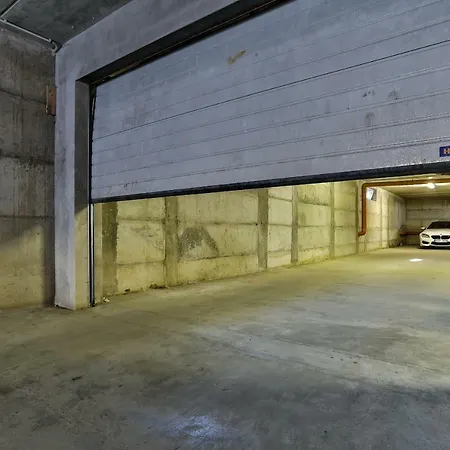 Sunset With Underground Parking Apartment